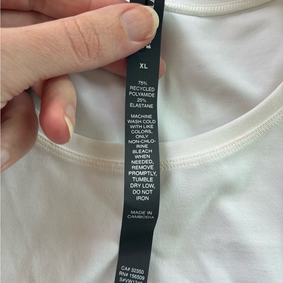 Vuori Crisp White Top - Picture 3 of 5